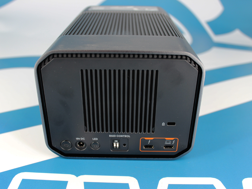 Der Anschlussbereich an der Rückseite im Überblick.